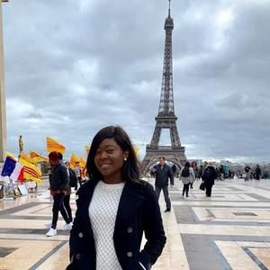 Meet your Posher, Dahlia